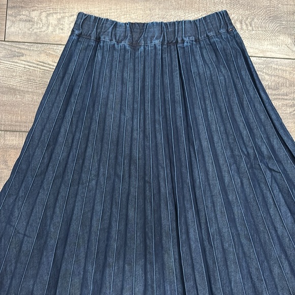 la fée maraboutée Long pleated skirt in raw denim - Picture 6 of 6
